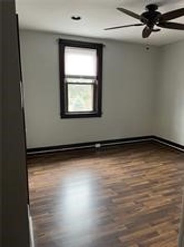 2161 Lowrie St, Troy Hill, PA 15212