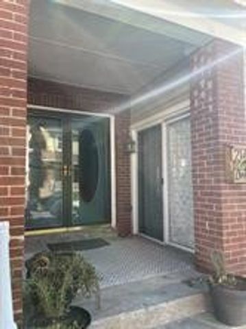 2161 Lowrie St, Troy Hill, PA 15212