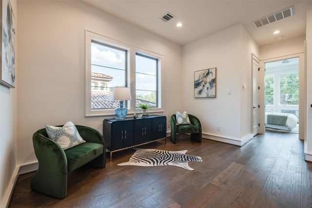 2413 Brun Street A, Houston, TX 77019