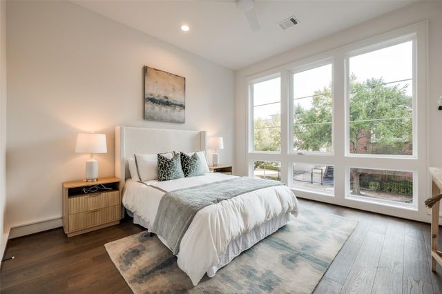 2413 Brun Street A, Houston, TX 77019