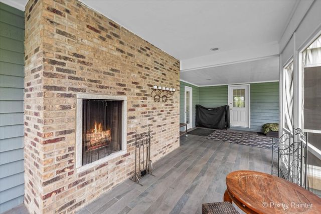 5N617 Forest Glen Lane, St. Charles, IL 60175