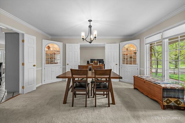 5N617 Forest Glen Lane, St. Charles, IL 60175