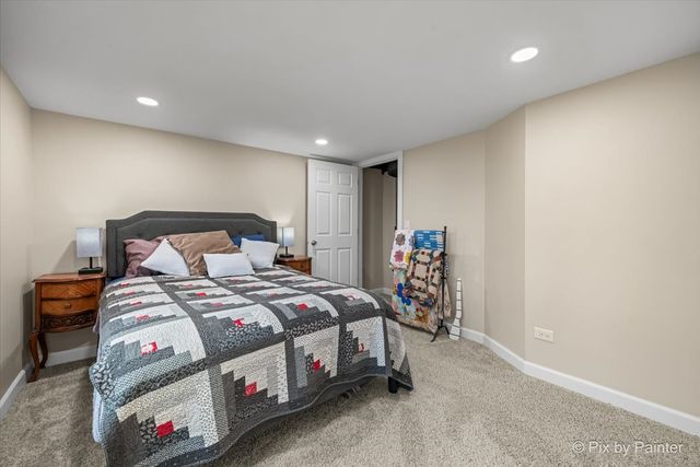 5N617 Forest Glen Lane, St. Charles, IL 60175