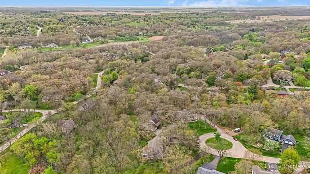 5N617 Forest Glen Lane, St. Charles, IL 60175