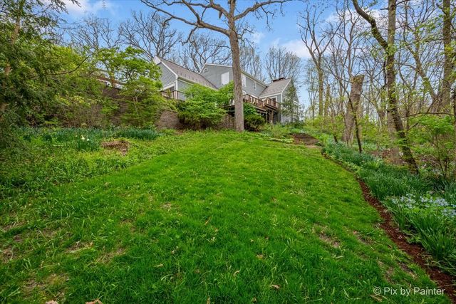 5N617 Forest Glen Lane, St. Charles, IL 60175