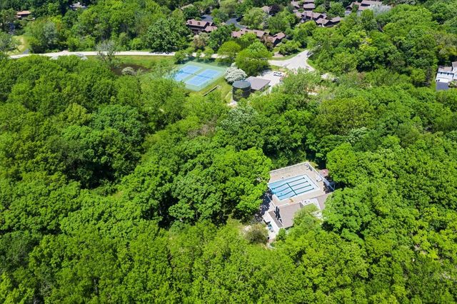 5N617 Forest Glen Lane, St. Charles, IL 60175