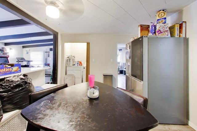 330 Park Avenue, Cary, IL 60013