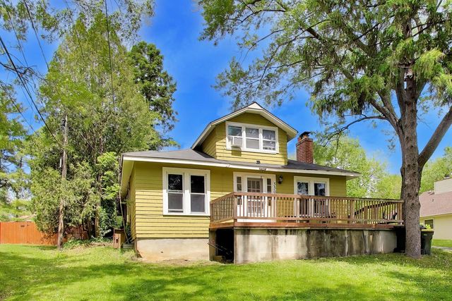 330 Park Avenue, Cary, IL 60013