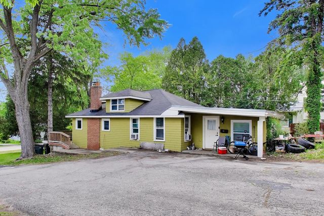 330 Park Avenue, Cary, IL 60013