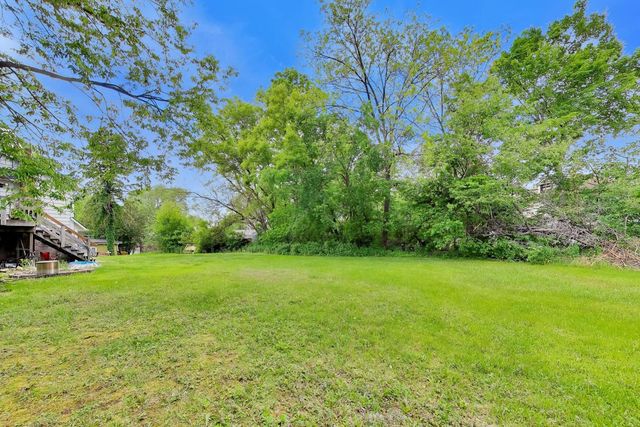 330 Park Avenue, Cary, IL 60013