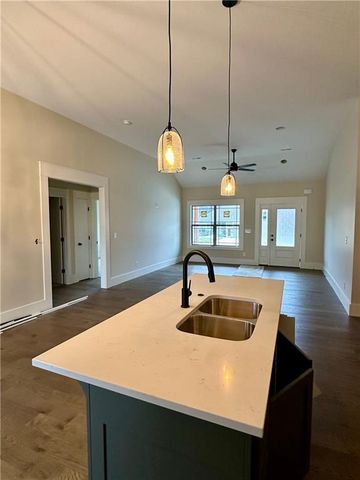 1322 Kristie Circle, Excelsior Springs, MO 64024