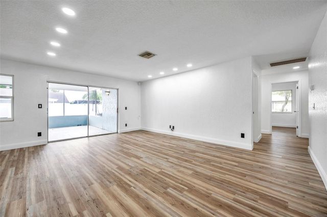 1520 WINDMILL POINTE ROAD, Palm Harbor, FL 34685