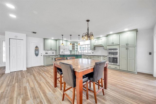 1520 WINDMILL POINTE ROAD, Palm Harbor, FL 34685