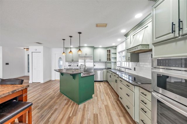 1520 WINDMILL POINTE ROAD, Palm Harbor, FL 34685