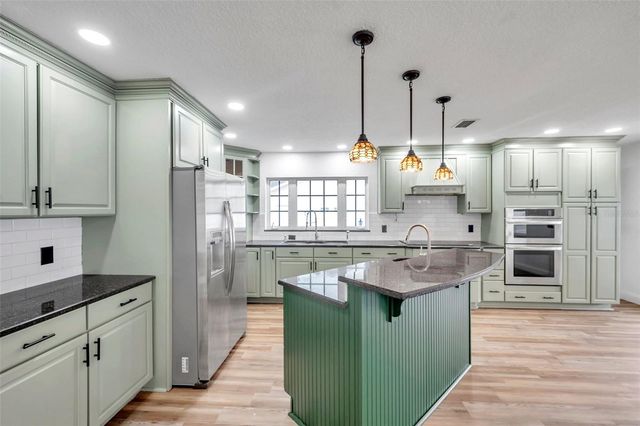 1520 WINDMILL POINTE ROAD, Palm Harbor, FL 34685