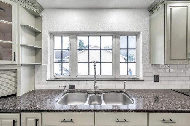 1520 WINDMILL POINTE ROAD, Palm Harbor, FL 34685