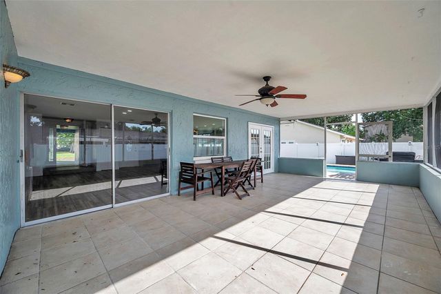 1520 WINDMILL POINTE ROAD, Palm Harbor, FL 34685