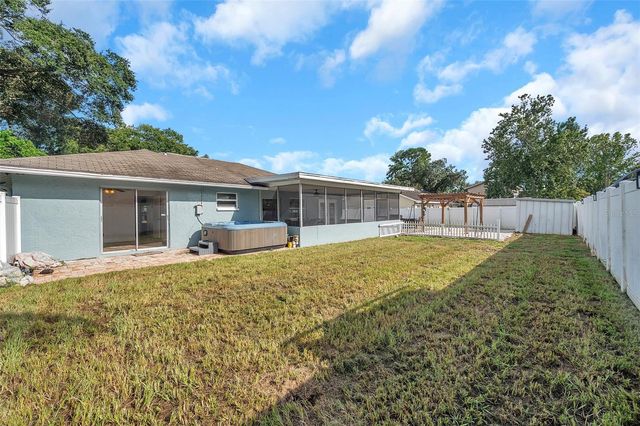 1520 WINDMILL POINTE ROAD, Palm Harbor, FL 34685