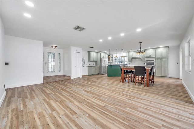 1520 WINDMILL POINTE ROAD, Palm Harbor, FL 34685