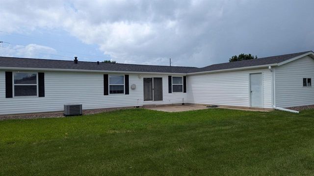 3121 Spruce Street, Holmen, WI 54636