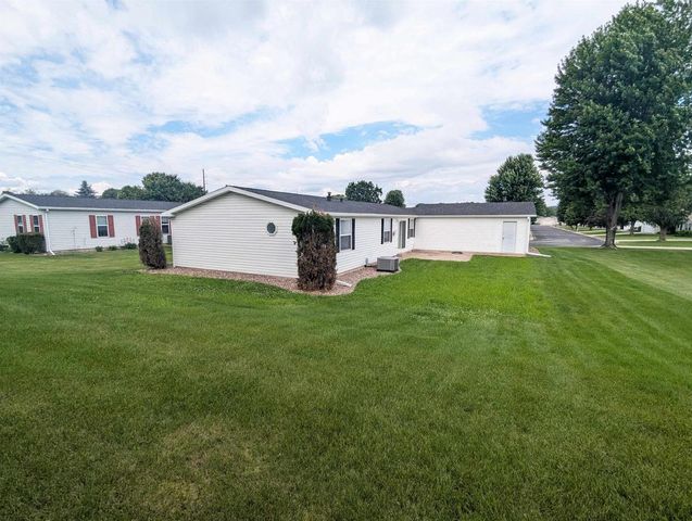 3121 Spruce Street, Holmen, WI 54636