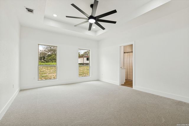 716 County Road 6847, Lytle, TX 78052