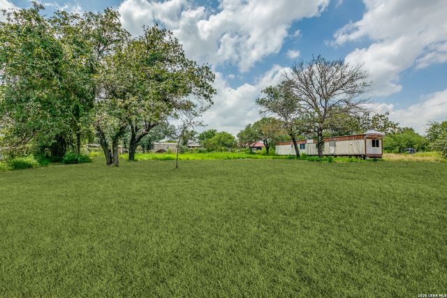 716 County Road 6847, Lytle, TX 78052