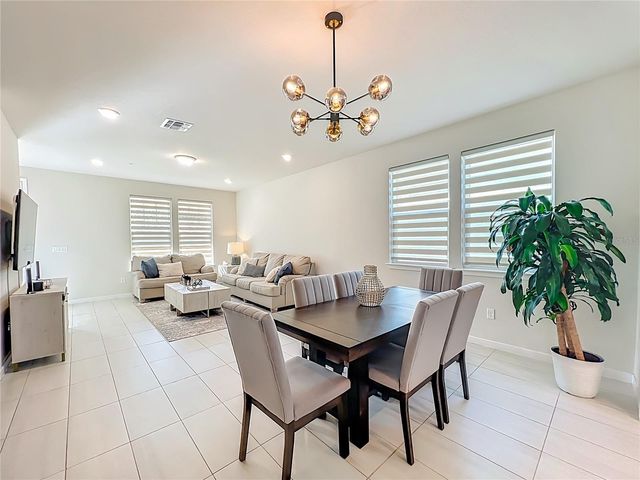 10976 LEAFSHORE LOOP, Orlando, FL 32829