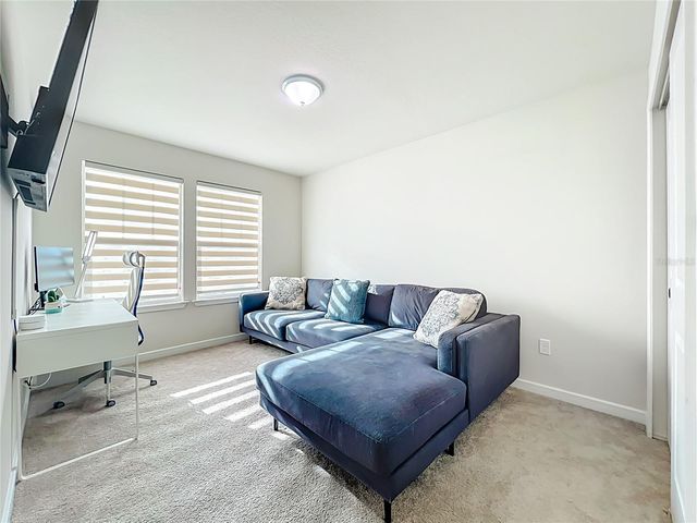 10976 LEAFSHORE LOOP, Orlando, FL 32829