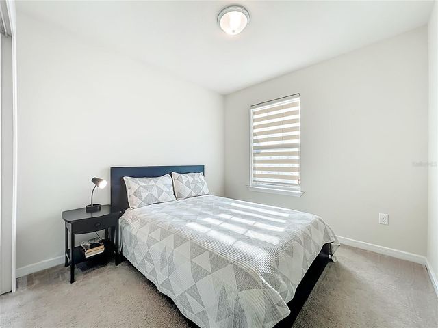 10976 LEAFSHORE LOOP, Orlando, FL 32829