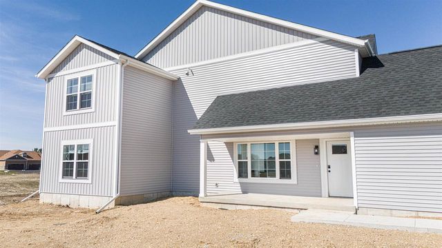 1832-1834 W Kyle Circle, Beloit, WI 53511