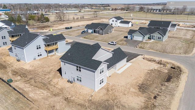 1832-1834 W Kyle Circle, Beloit, WI 53511