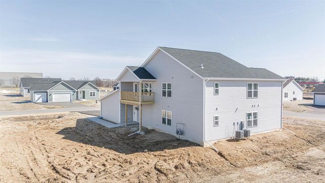 1832-1834 W Kyle Circle, Beloit, WI 53511