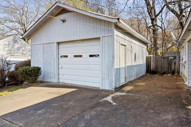 2694 NORTH STAR DR, Bartlett, TN 38134