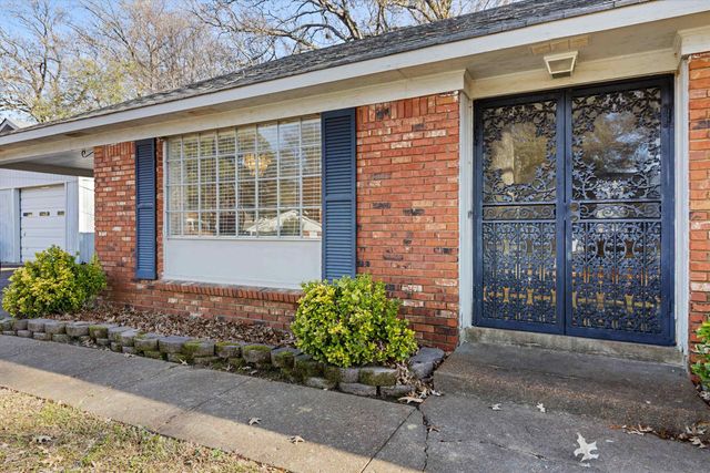 2694 NORTH STAR DR, Bartlett, TN 38134