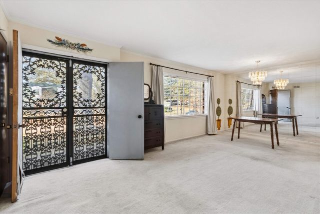 2694 NORTH STAR DR, Bartlett, TN 38134