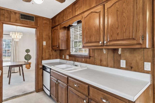 2694 NORTH STAR DR, Bartlett, TN 38134