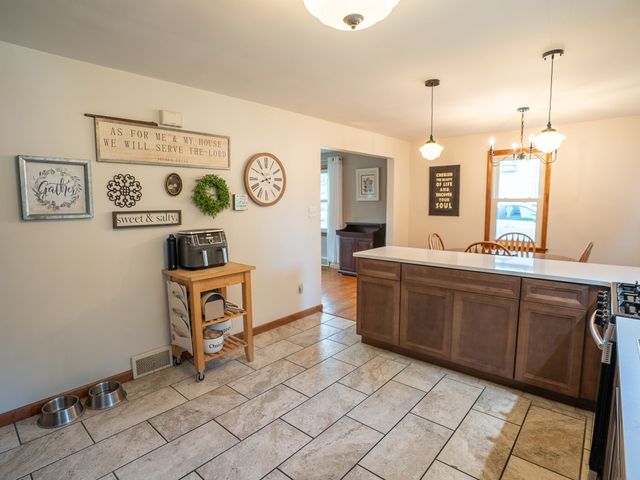 1704 W 40TH Street, Erie, PA 16509