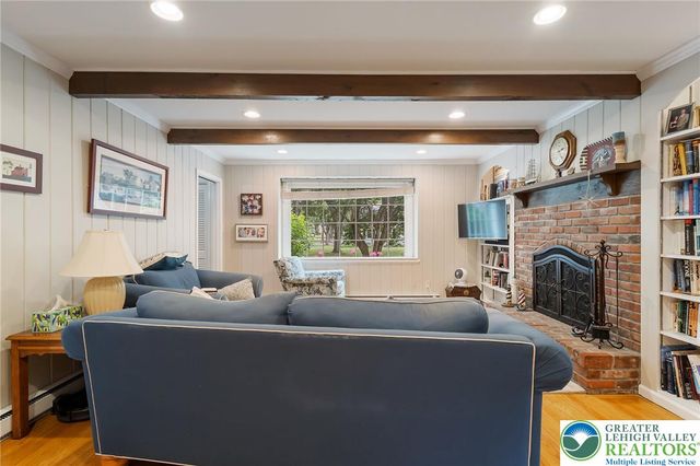 2898 Fairfield Drive, Salisbury Twp, PA 18103