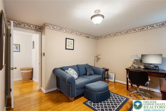 2898 Fairfield Drive, Salisbury Twp, PA 18103