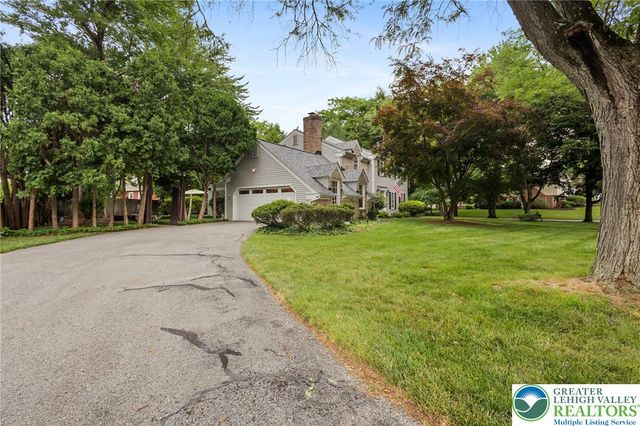 2898 Fairfield Drive, Salisbury Twp, PA 18103