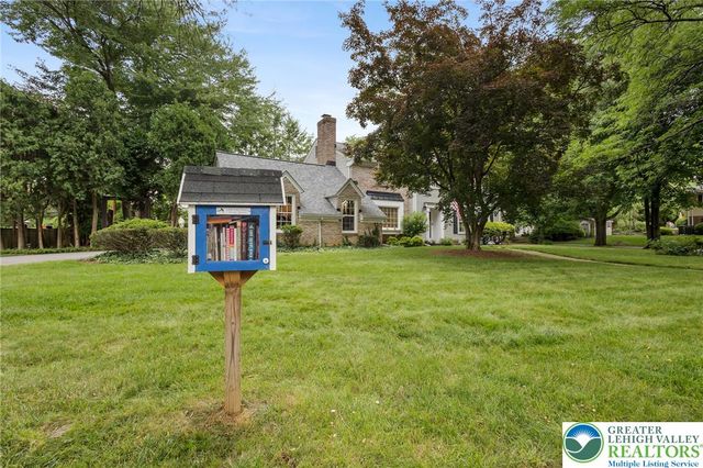 2898 Fairfield Drive, Salisbury Twp, PA 18103