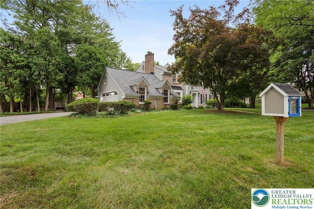 2898 Fairfield Drive, Salisbury Twp, PA 18103