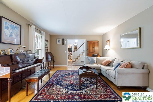 2898 Fairfield Drive, Salisbury Twp, PA 18103