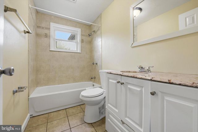 100 W CENTRAL AVE, Paoli, PA 19301