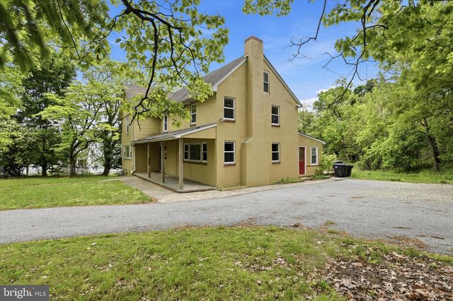 100 W CENTRAL AVE, Paoli, PA 19301