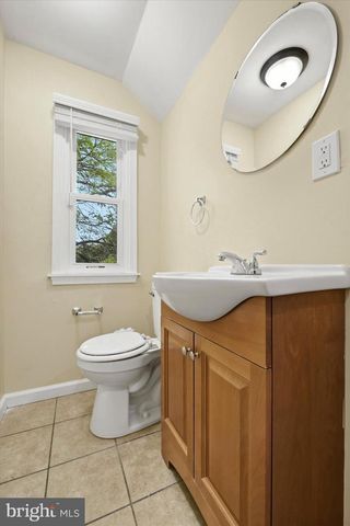 100 W CENTRAL AVE, Paoli, PA 19301
