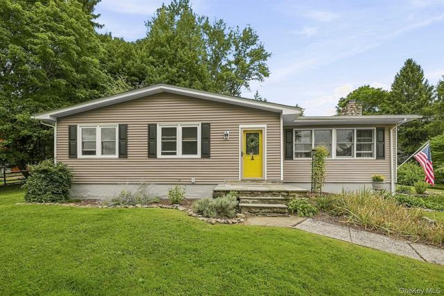 4 Rena Marie Circle, Washingtonville, NY 10992