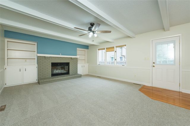 4659 Elm Street, West Des Moines, IA 50265