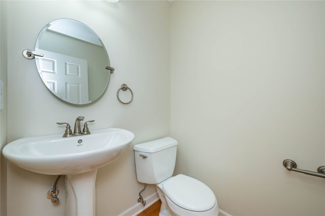 4659 Elm Street, West Des Moines, IA 50265